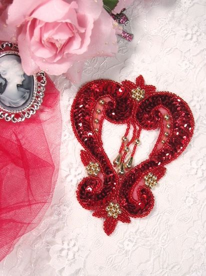 0063  Red & Gold Heart  Sequin Beaded Applique  4.75"