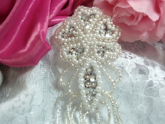 Silver & Pearl Dangle 4.5" Sequin Beaded Applique 0103