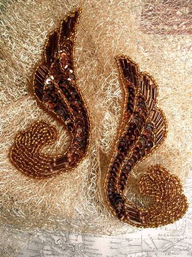 0123 Bronze Swirl Mirror Pair Sequin Beaded Appliques