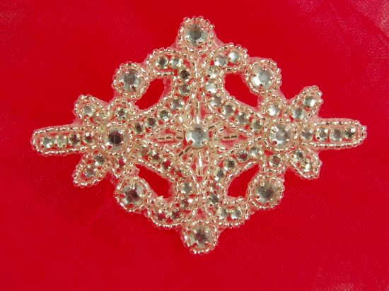 0470 Clear Jewel Rhinestone Beaded Designer Motif Applique 4"