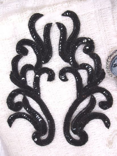 0170 Black Mirror Pair Sequin Beaded Appliques 9"