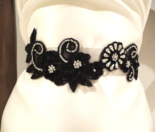 0183  Black Silver Mirror Pair Sequin Beaded Appliques