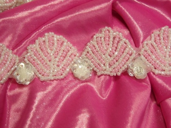 0212  Pink And White Shell Sequin Beaded Trim