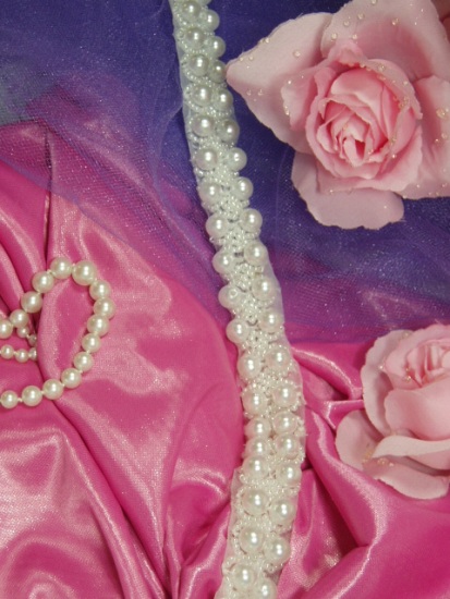 0214  White Double Pearl Beaded Trim