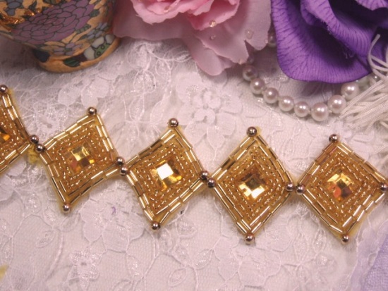 0238 Gold Diamond Jewel Beaded Trim