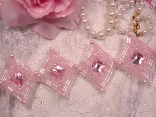 0238   Pink Crystal Diamond Jewel Beaded Trim / Appliques