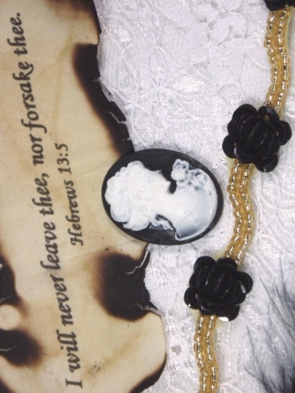 0240  Black Gold Flower Sequin Beaded Trim