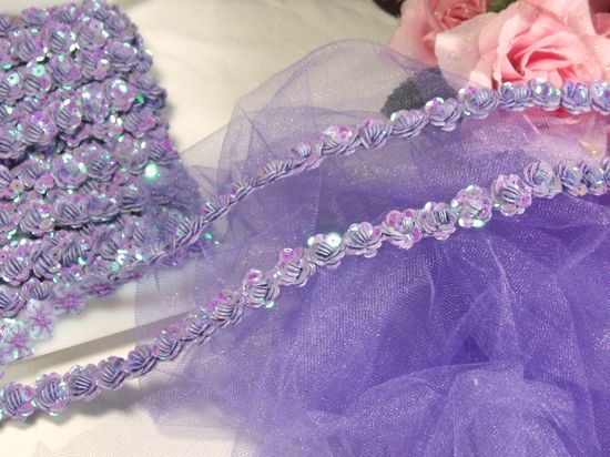 0248  Lavender AB Sequin Floral Trim 1/2"