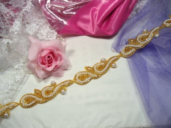 0267  Gold  and Pearl Designer Sequin Beaded Trim 1.25"