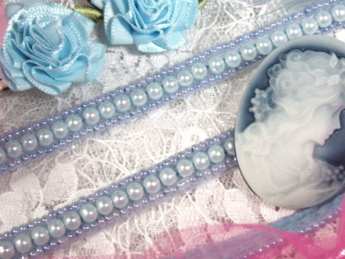 0287 Lt. Blue Pearl  Beaded Sewing Trim 1/4"