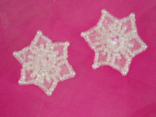 0332  set of (2) Snowflake Beaded Sequin Appliques 1.5"