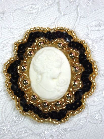 0347  Black Gold / Ivory Victorian Cameo Sequin Beaded Applique Brooch 2"