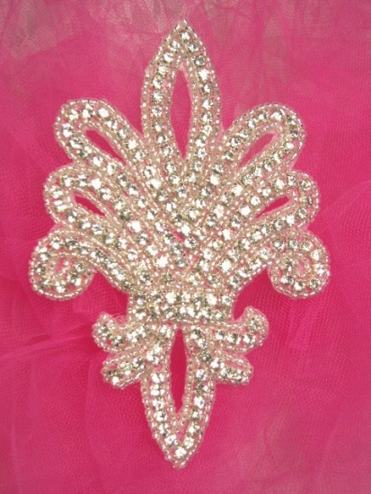 0359  Genuine Rhinestone Beaded Applique 5.25"