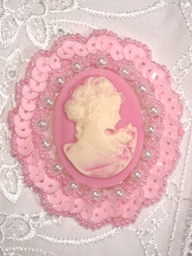 0389  Pink Victorian Cameo Sequin Beaded Applique 2.5"