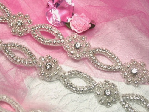 0429  Crystal Clear Glass Rhinestone Silver Beaded Floral Trim
