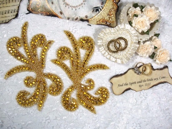 0042A Gold Rhinestone Mirror Pair Beaded Appliques