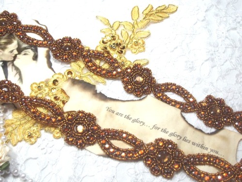 0474  Bronze Rhinestone Jewel Floral Trim 1.25"