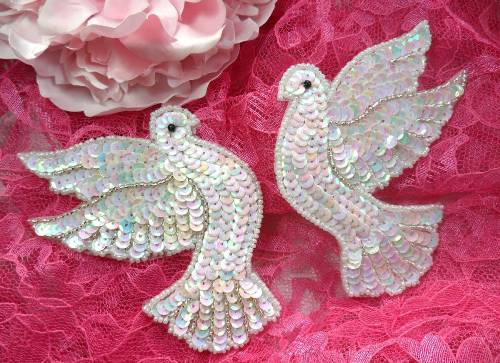 0495 White Dove Mirror Pair Beaded Sequin Appliques