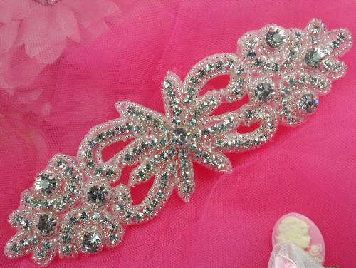 0499   Unconditional Love  Crystal Clear Silver Beaded Rhinestone Applique 7"