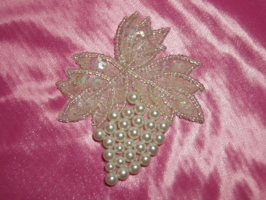 K8260  Crystal AB Grape Cluster Sequin Beaded Applique 3.5"