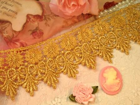 C111 Elegant Gold Metallic Victorian Venice Lace Trim  2.75"