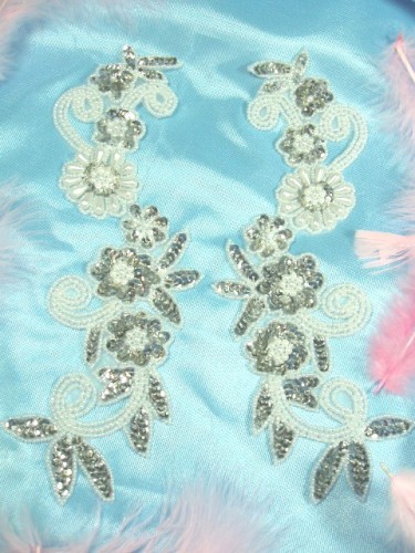 0183 Silver Sequins White Beads Mirror Pair Sequin Appliques