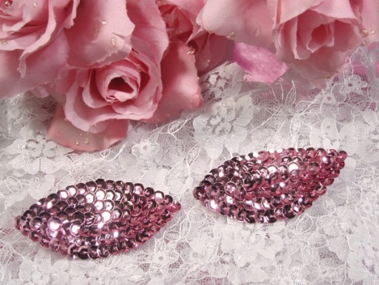 K8263  Set of ( 2 )  Mauve Rose Eye Pair Sequin  Appliques  2.5"