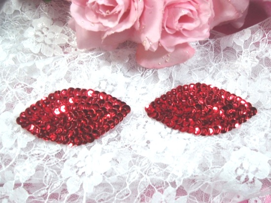K8263  Set of ( 2 )  Red Eye Pair Sequin  Appliques  2.5"