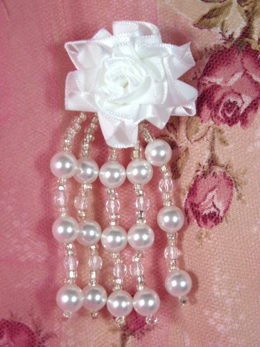 VD27  Floral White Pearl Dangle Beaded Applique 3.5"