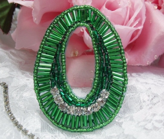 K1283  Green Rhinestone Oval 2.5" Sequin Beaded Applique