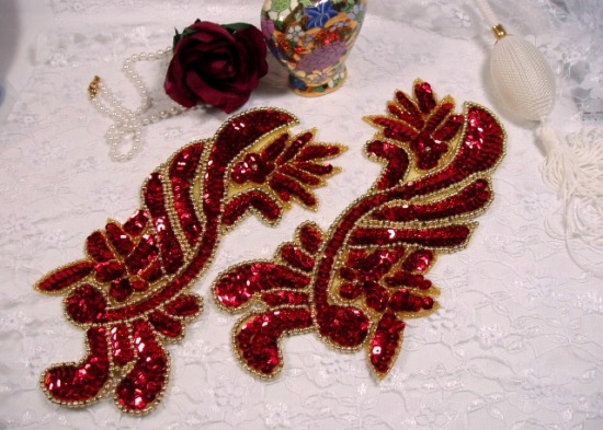 Red Gold Mirror Pair Sequin Beaded Appliques 0201