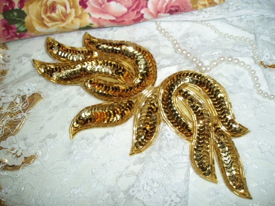Gold Mirror Pair Sequin Beaded Appliques 0202