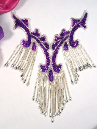 0181 Purple Silver Collar Sequin Beaded Applique  8.5"