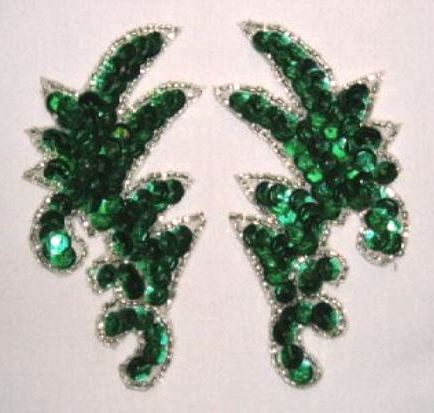 K8256   Green Mini Claw Pair Sequin Beaded Appliques 3.5"