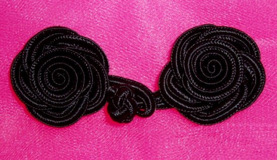 0250  Black Frog Button Closure 3.75"