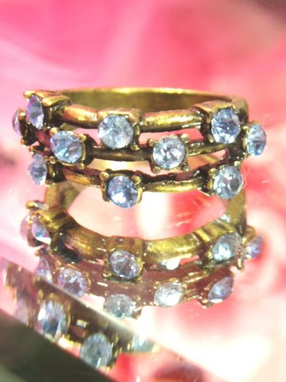 623  Light Blue Antique Gold Vintage Rhinestone Ring sz. 8
