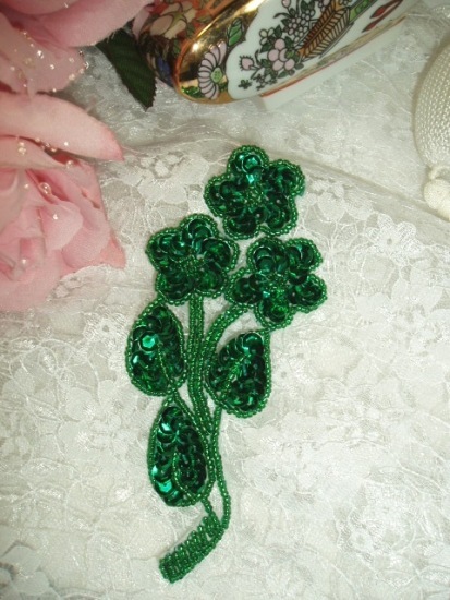 K8112  Green Flower Cluster 5" Sequin Beaded Applique