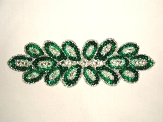K8122  Kelly Green 7.75" Sequin Beaded Applique
