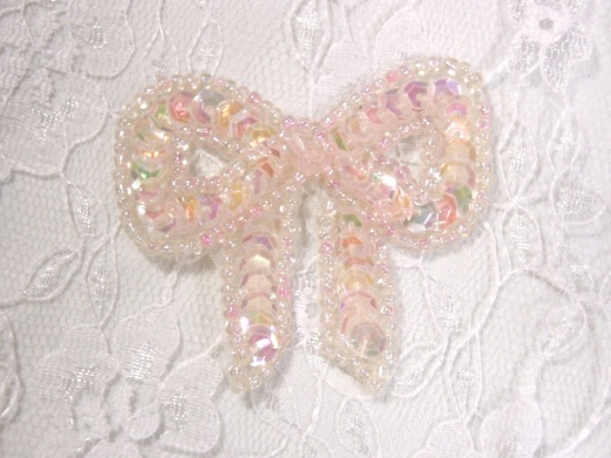 K8140A  Lt. Pink  Bow Sequin Beaded Applique 2"
