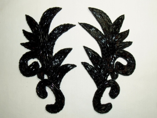 K8257  Black Beaded Claw  Mirror Pair Appliques 7.5"