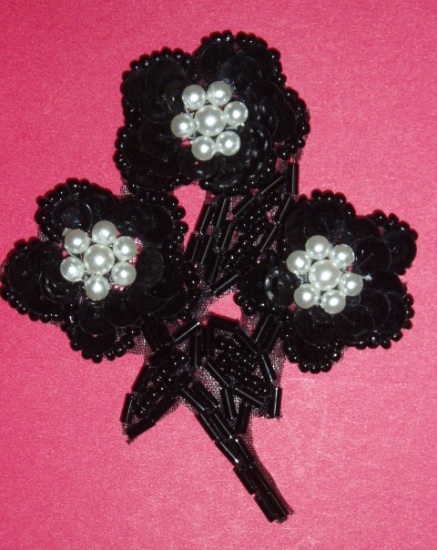 K8262   Black Flower Pearl Cluster Sequin Beaded Applique 3.5"