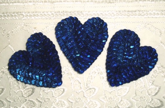 K8395A  Set of 3 Blue Heart  Sequin Applique 2"