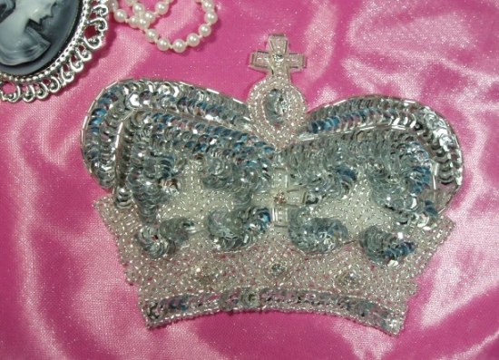 0008  Silver Crown Sequin Beaded Applique