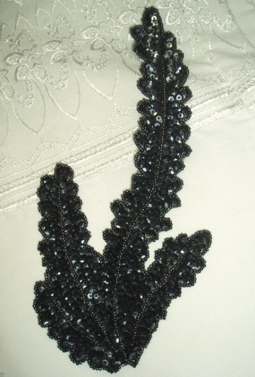 K8621 Gunmetal Seaweed  Sequin Beaded Applique 8.5"