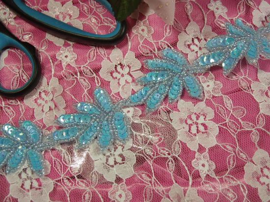 T8633 Aqua Blue Leaf  Vine Sequin Beaded Trim