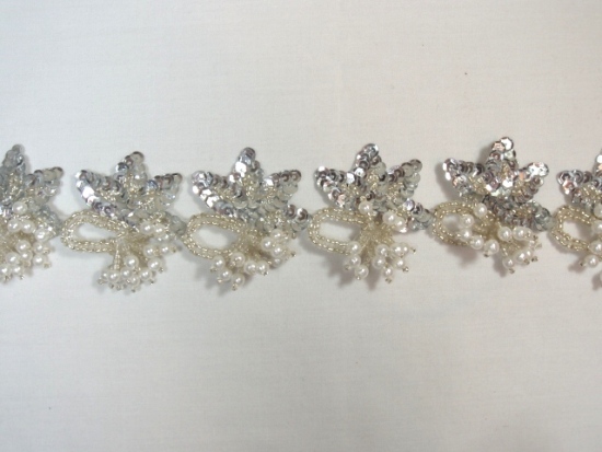 T8634  Silver Pearl Flower Sequin Beaded Applique or Trim