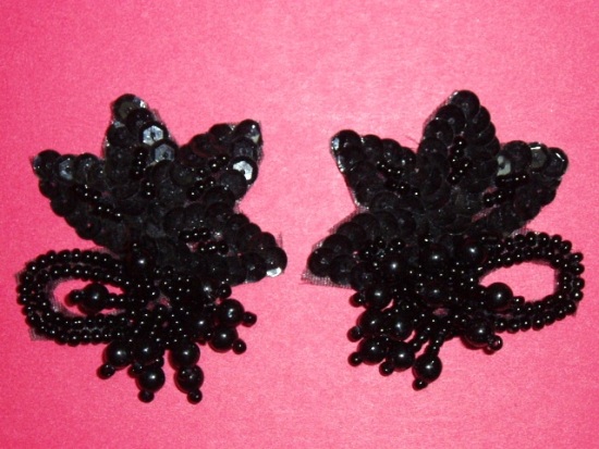 AT8634P  Black Dangle Pair Sequin Beaded Appliques 2"