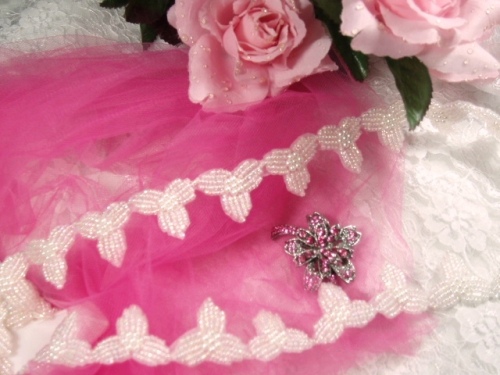 T8867  Crystal Pearl Beaded Trim 1"