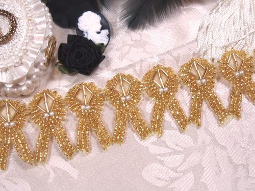 T8868  Gold Pearl Beaded Trim 1.75"