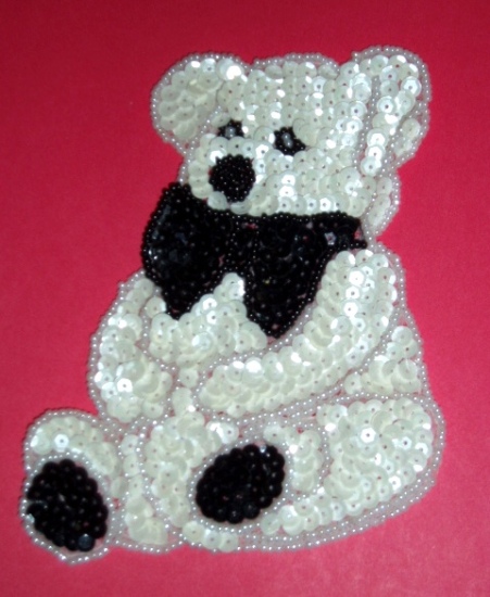 K8891   Sm Teddy Bear Sequin Beaded Applique 5"